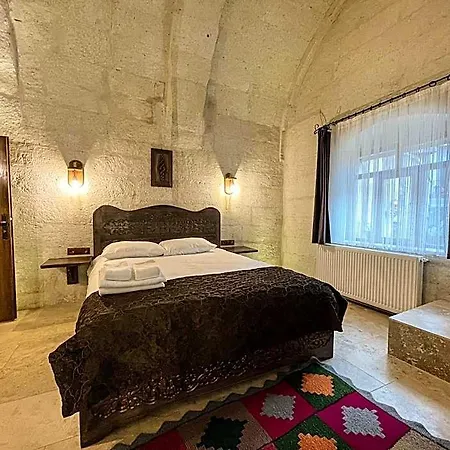 Takunya Cave Отель *