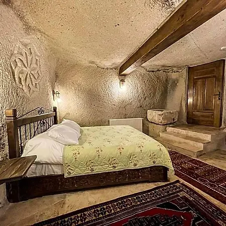 Takunya Cave Отель *